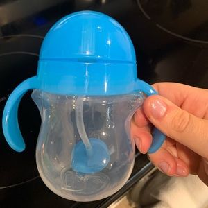 Munchkin weighted straw sippy cup